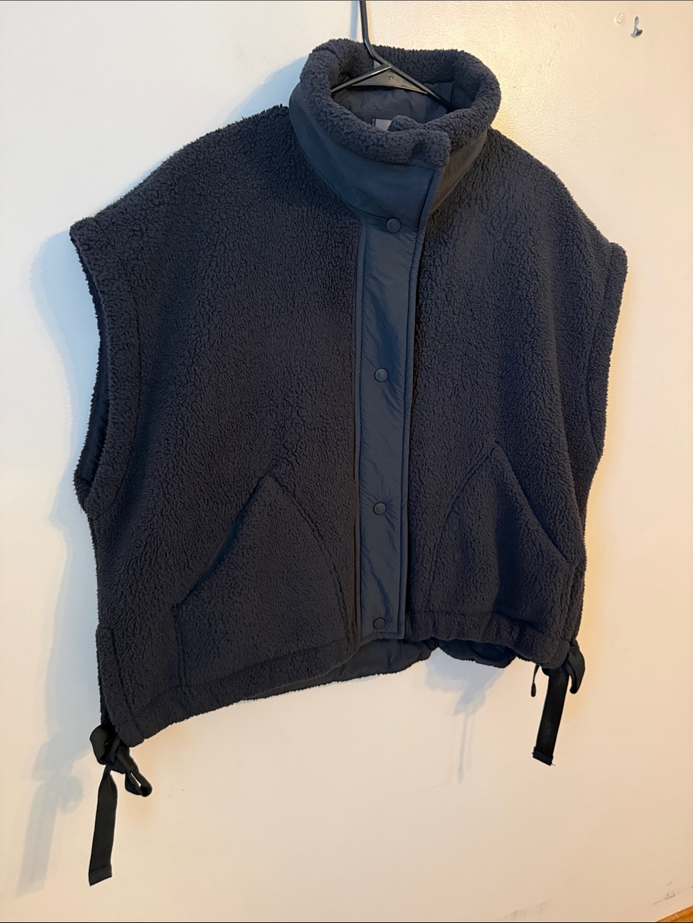 Free People FP Movement Scout It Out Fleece Vest Black Size Medium - Picture 4 of 8